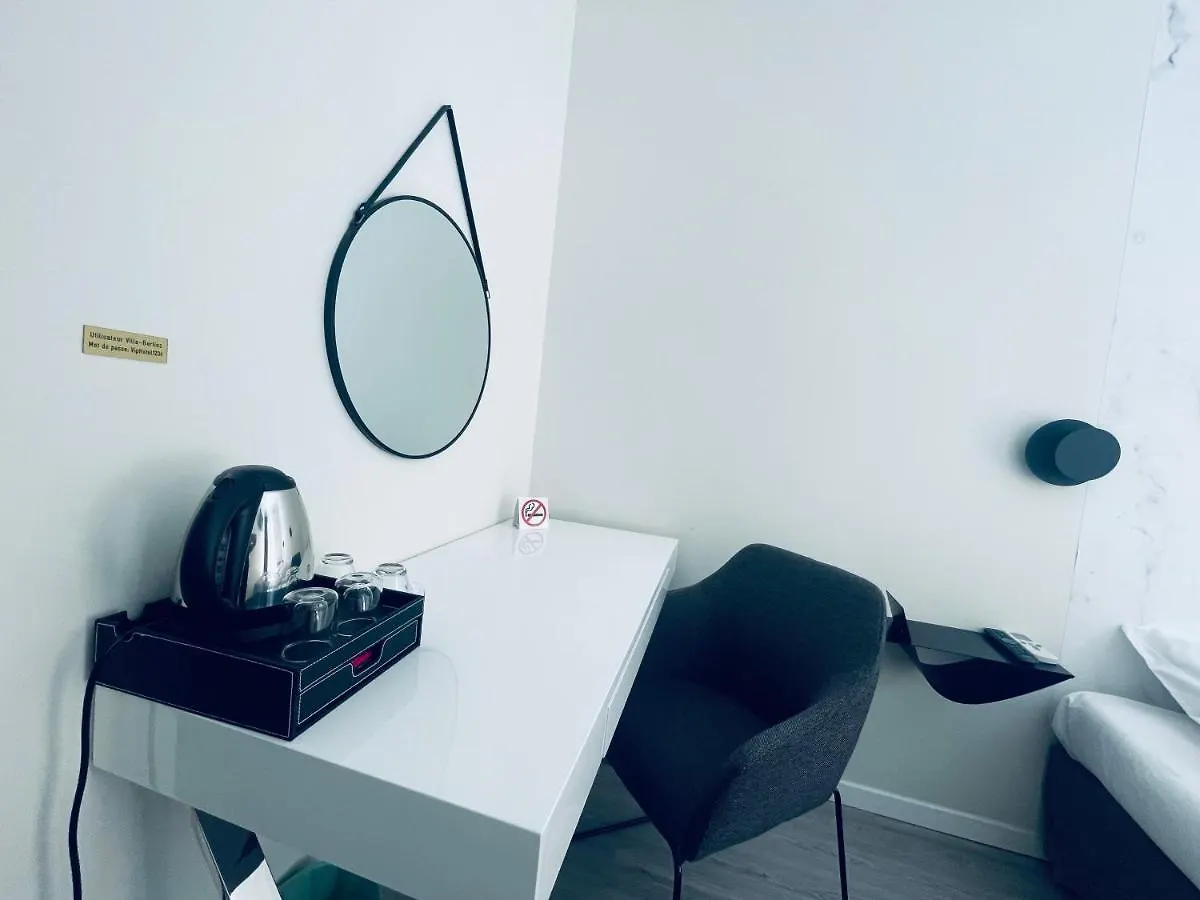 ** Hotel Villa Berlioz Nice France